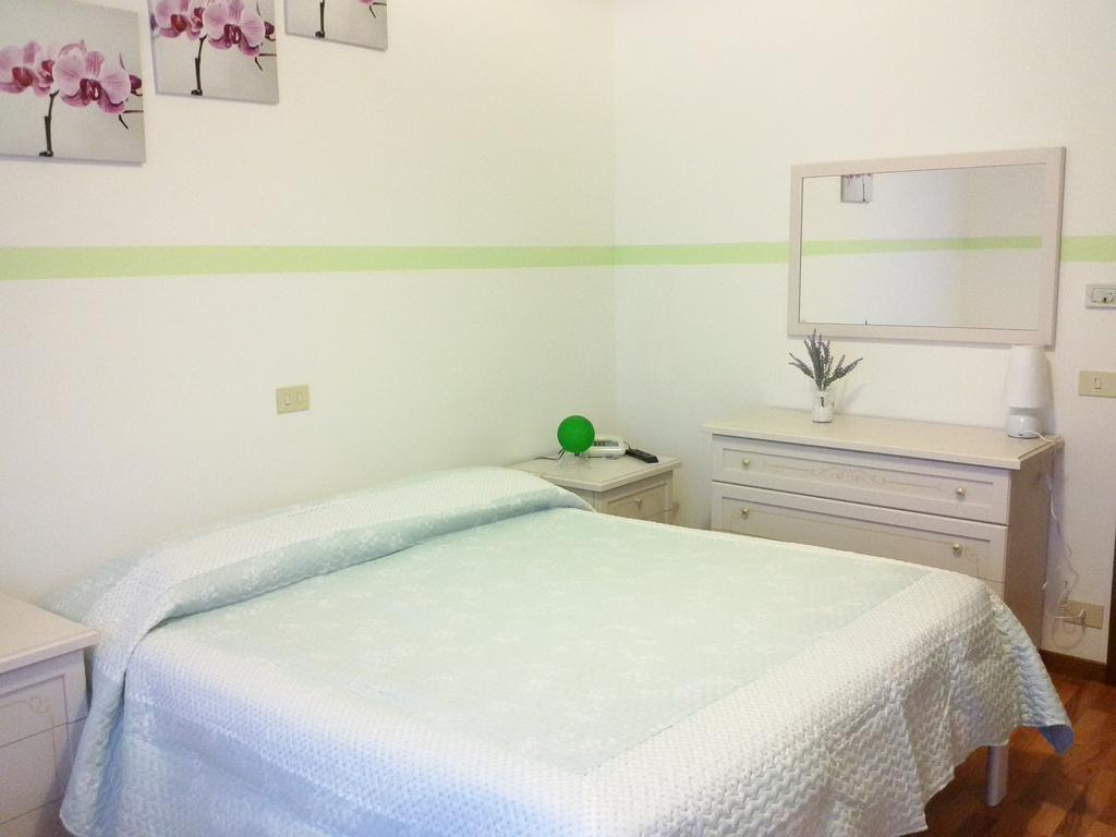 Hotel La Rama Lazise Szoba fotó